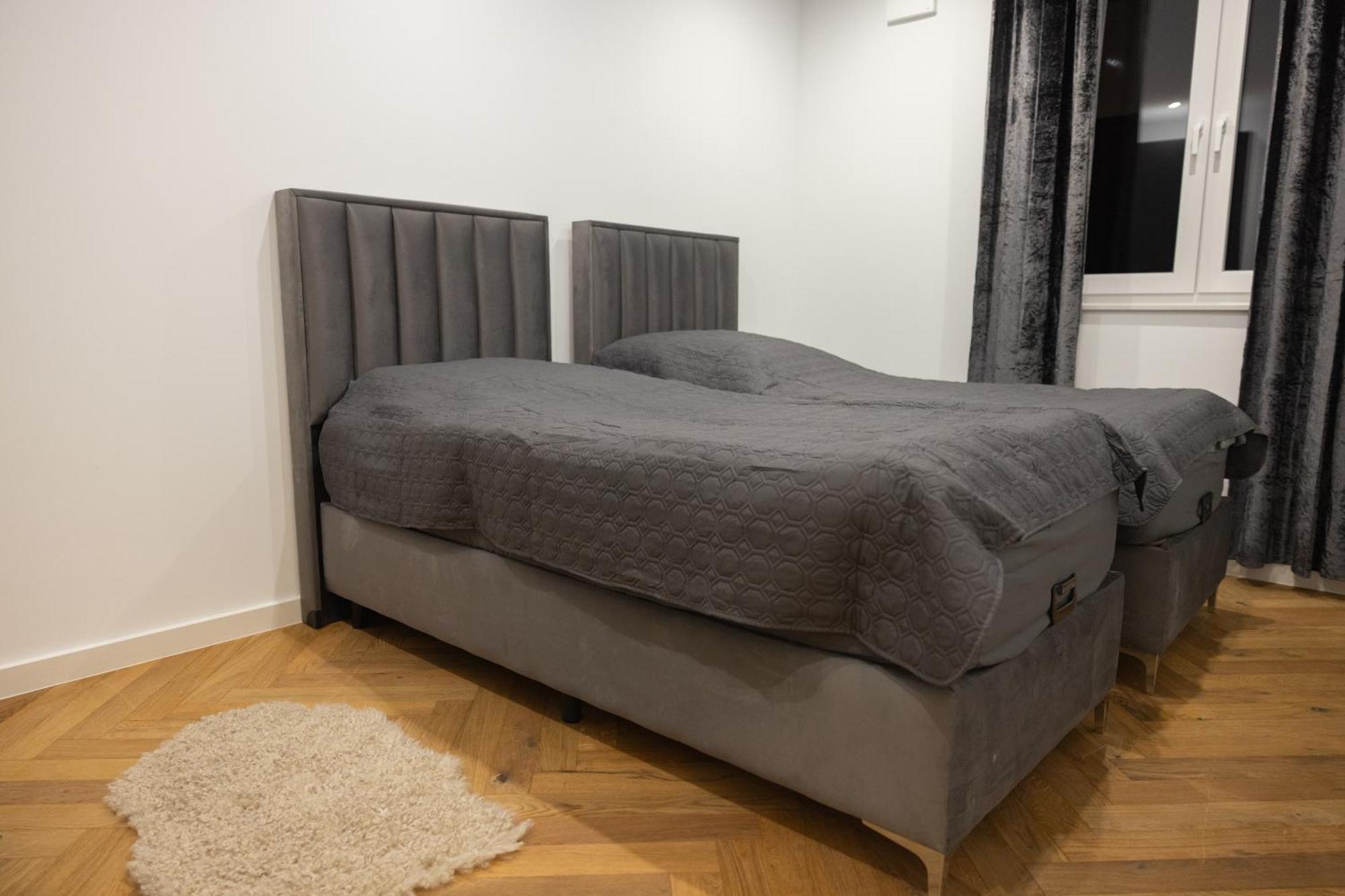 Neubau Apartment Mit Kamin Und Terrasse In Premium Lage Parkplatz Inklusive Bielefeld Eksteriør billede