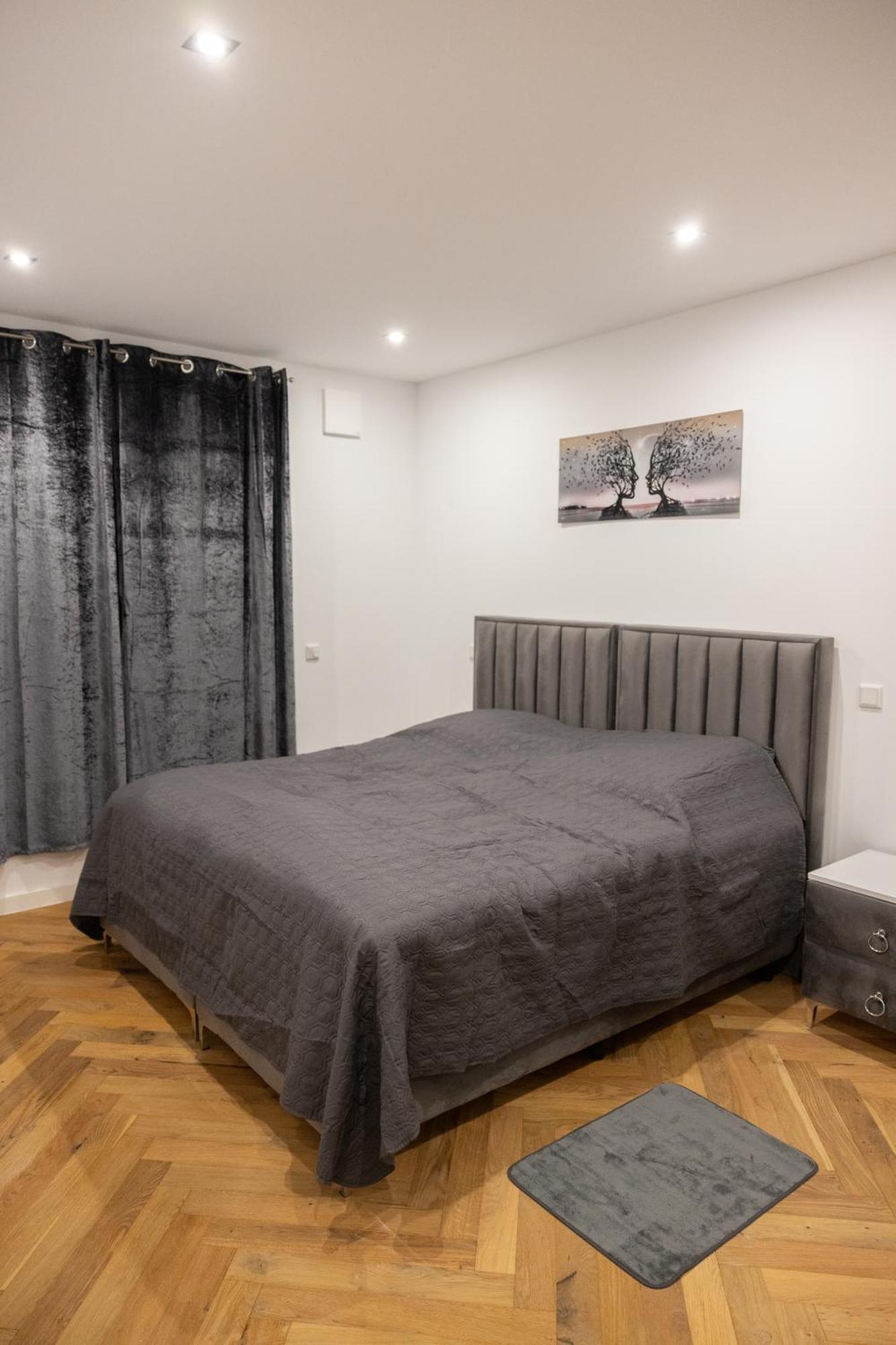 Neubau Apartment Mit Kamin Und Terrasse In Premium Lage Parkplatz Inklusive Bielefeld Eksteriør billede